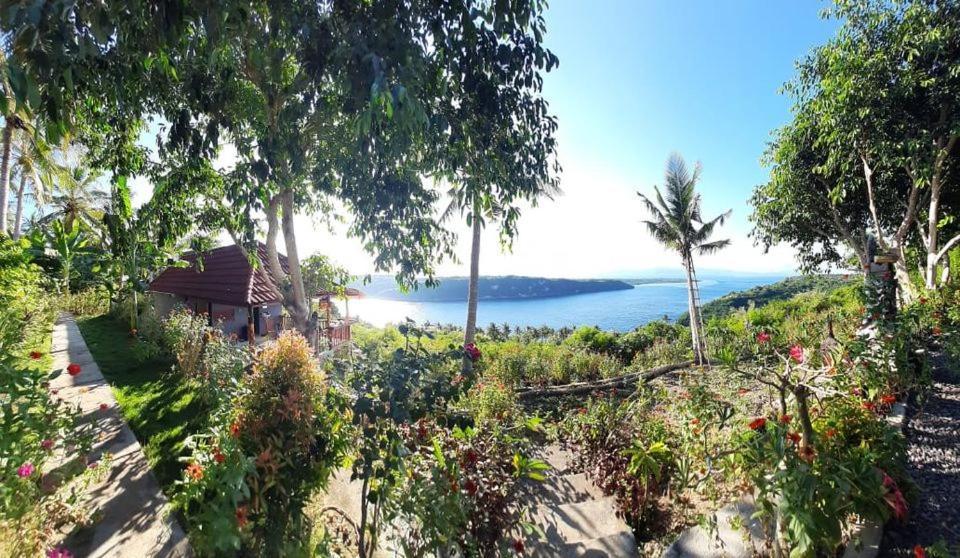 Gamat Garden Homestay Toyapakeh Esterno foto